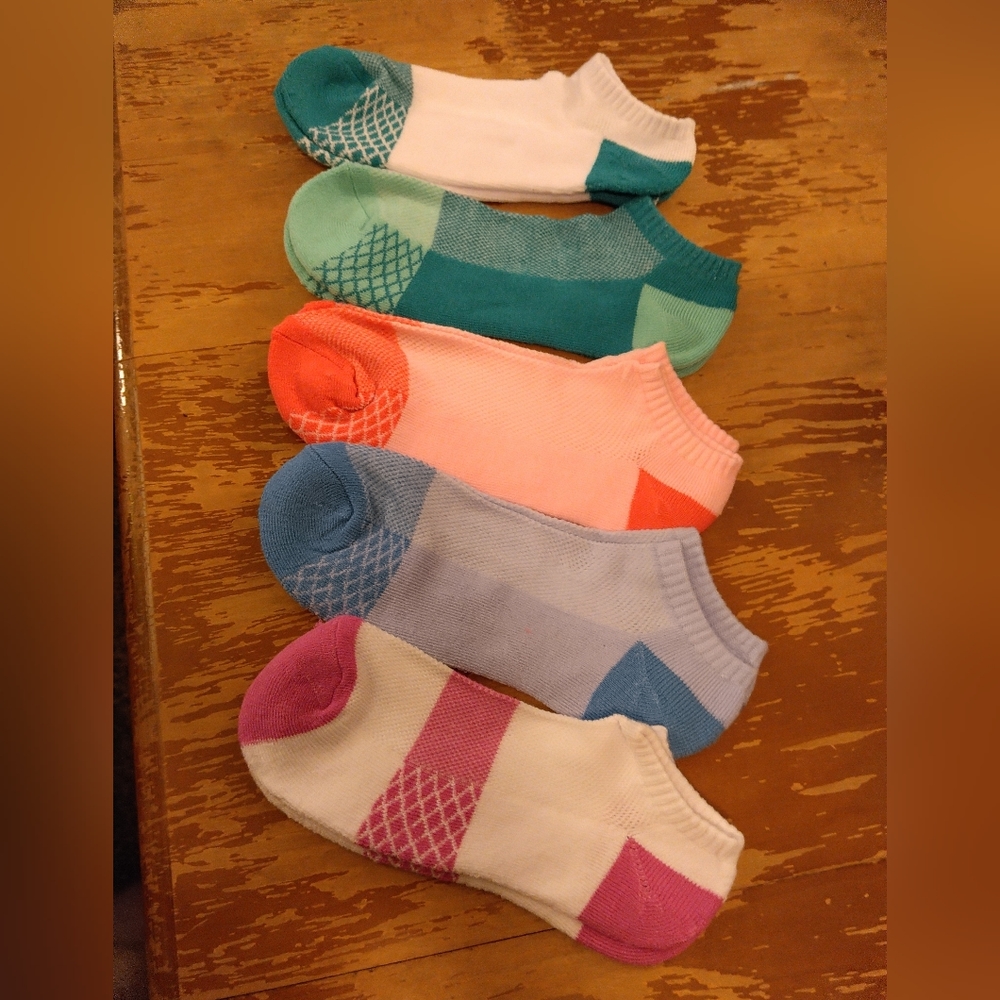 Women's low cut socks